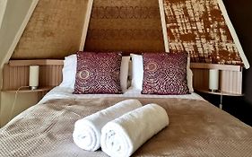 Westwell Hall Guest Accommodation, Bed & Breakfast, Luxury Rooms