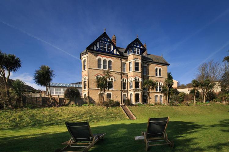 Westwell Hall Guest Accommodation, Bed & Breakfast, Luxury Rooms Ilfracombe Exterior photo